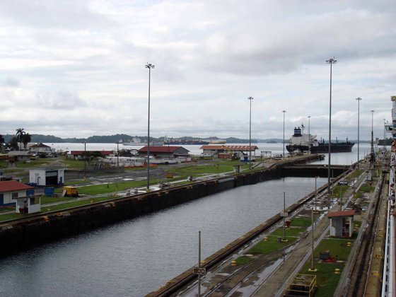 Panama Canal, November 2007 — travel photo 37
