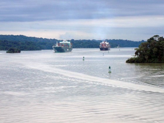 Panama Canal, November 2007 — travel photo 49