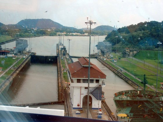 Panama Canal, November 2007 — travel photo 57