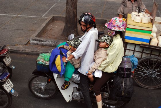 Vietnam–Thailand, March 2011 — travel photo 2